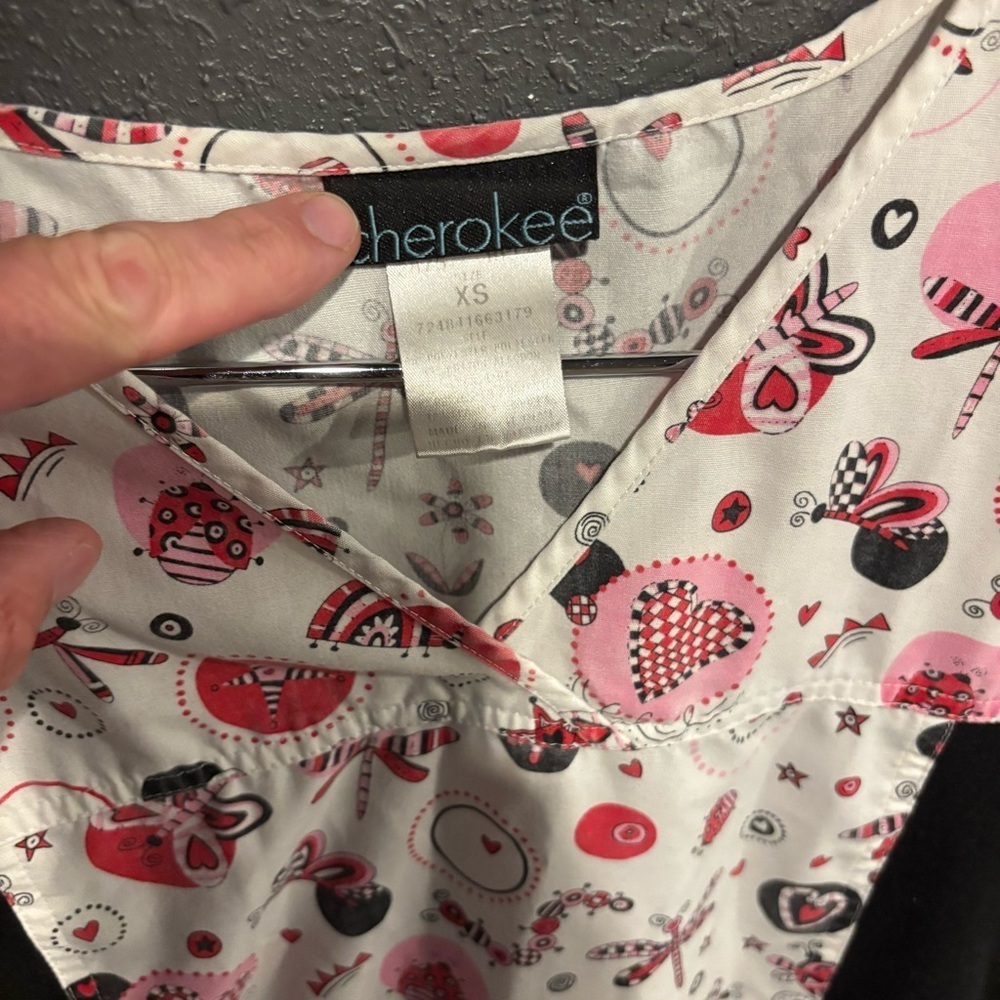 Cherokee Colorful Patterned Scrub Top - Picture 3 of 4